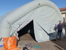 Assembly and installation of a captive air military inflatable shed hangar, in the shape of an inverted U, an air-inflated structure with an electric pump, for the maintenance, repair and upkeep of tanks or military vehicles, mobile radars for the army or military aircraft and helicopters.