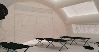 Inflatable first aid tent, first aid station, folding beds for adults
