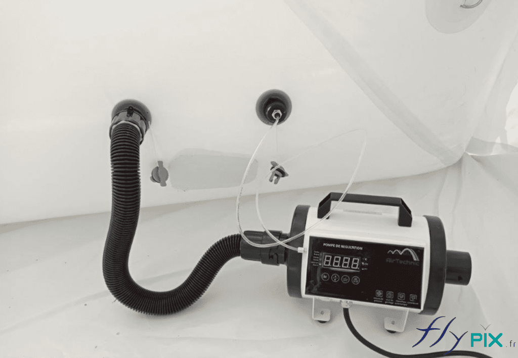Pressure regulator to stabilize air pressure in the inflatable shelter frame tubes - All rights reserved, copyrights FLYPIX. Pressure regulator to stabilize air pressure in the inflatable shelter frame tubes – All rights reserved, copyrights FLYPIX.